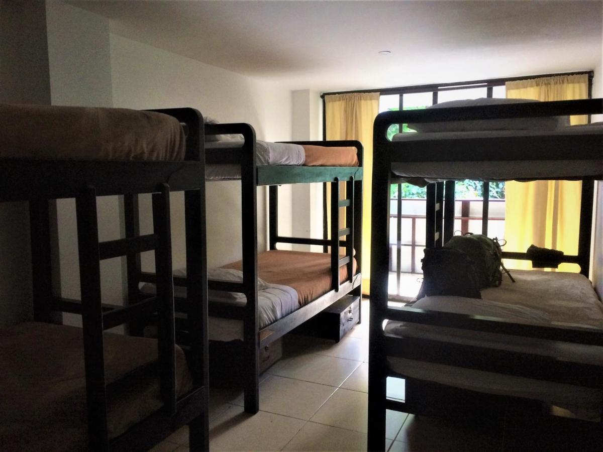 Casa Kiwi Hostel Medellín Exteriör bild