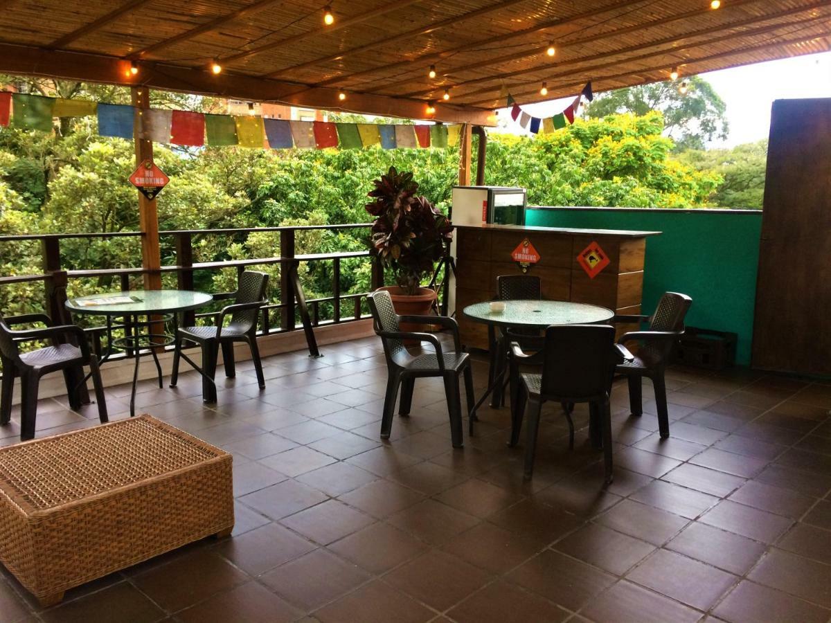 Casa Kiwi Hostel Medellín Exteriör bild