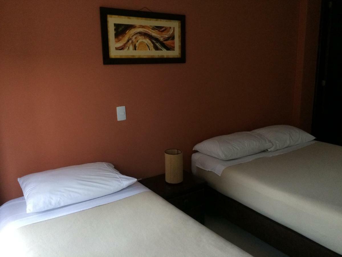 Casa Kiwi Hostel Medellín Rum bild